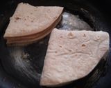 स्टफ फुलका (stuffed phulka recipe in marathi) रेसिपी स्टेप 5 फोटो 