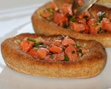 Foto del passaggio 9 della ricetta Tartellette Integrali con Tartare di Salmone Selvaggio e Crema di Ceci
