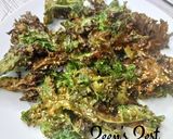 A picture of step 4 of Air Fryer Kale Chips.