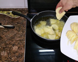 Foto del paso 3 de la receta: Patatas al ajillo