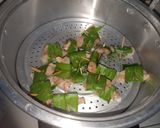 Foto langkah ke 4 dari resep Ayam Goreng Pandan 'Thailand'.