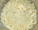 A picture of step 1 of Tikka Masala Capsicum Macaroni.