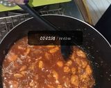 A picture of step 3 of Tandori chicken shell pasta.