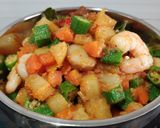 A picture of step 6 of Sambal Goreng Okra.