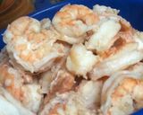 Foto del paso 2 de la receta: Camarones apanados