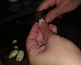 Foto del paso 2 de la receta: Pollo "entalcado" con papas rústicas