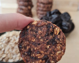 Foto del paso 5 de la receta: Galletas de avena y ciruelas pasas sin azúcares agregados 🍪 2 ingredientes ♑ sin balanza