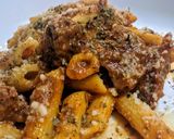 Foto del paso 2 de la receta: OSSOBUCO en Salsa Roja y Penne Rigate🍝con Queso Manchego...!