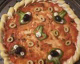 صورة لخطوة 4 من وصفة بيتزا سهلة وبنينة بزاف بشكل جميل 🍕🍕🍕🍕