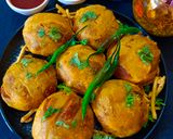 A picture of step 8 of Aloo Chop.