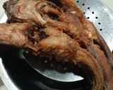 Foto langkah ke 1 dari resep Lele Kecap Pedas.