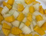 Foto del paso 1 de la receta: Ensalada de nectarina, melón y jamón