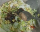 Foto langkah ke 5 dari resep Orak Arik Telur Sawi Putih.