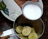 செவ்வாழை மில்க் ஷேக் ரெசிபி ஸ்டேப் 1 புகைப்படம்