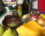 Foto del paso 1 de la receta: Crema de zapallo y pera