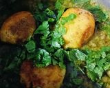 A picture of step 5 of Hariyali Egg Curry.