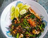 รูปขั้นตอนการทำที่ 3 ของ ข้าวผัดคะน้า