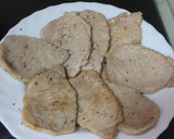 Foto del paso 1 de la receta: Escalopines de Cerdo a la Cerveza con champiñones