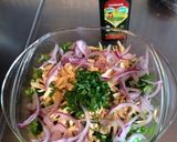 Foto del paso 11 de la receta: Tostadas de salpicón de pollo