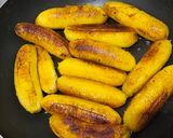 Foto langkah ke 2 dari resep Pisang Berendam Vla Coklat.