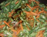 Foto langkah ke 4 dari resep Tumis buncis, wortel anti ribet.