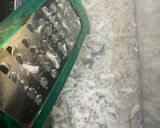 A picture of step 2 of Crunchy coconut flakes.
