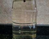 Foto del paso 2 de la receta: Vinagre de sidra con hierbas