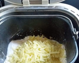 Foto del paso 2 de la receta: Trenza de queso cheddar y semillas de amapola