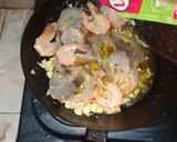 Foto langkah ke 3 dari resep Udang Goreng Mentega.