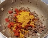 A picture of step 1 of Taco Pasta.