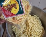 Foto langkah ke 2 dari resep Mie Goreng Magelangan Istimewa.