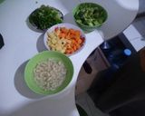 Foto langkah ke 3 dari resep Sayur Sop Ceker Kepenuhan.
