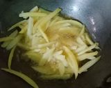 A picture of step 3 of Chilli Potato.