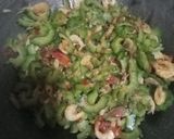Foto langkah ke 7 dari resep Tumis pare udang asin.