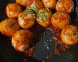 A picture of step 12 of Schezwan Rava Balls.