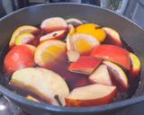 Gyümölcsös forralt bor chilivel recept fázis 2 fotója