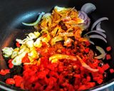 Foto del paso 1 de la receta: PAELLA🥘De Ayer, con Zaragoza Blanca y Zurimi...!🦀