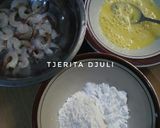 Foto langkah ke 2 dari resep Udang Tepung Saos Madu.