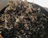Hình bước làm 2 của món Rong biển rang muối mè