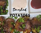 A picture of step 6 of Smashed potatoes.
