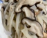 藍藍的-蘿蔔絲炒香菇的食譜步驟1照片
