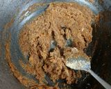 A picture of step 4 of Chikoo Halwa.