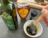 Foto del paso 2 de la receta: Codornices caramelizadas con soja