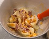 Hình bước làm 3 của món Jacket potato - món ngon cho bé trong 15 phút