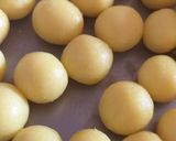 A picture of step 4 of Gulaab jamun.