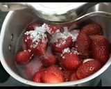 स्ट्रॉबेरी जूस (strawberry juice recipe in Hindi) रेसिपी चरण 2 फोटो