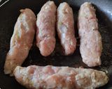 Foto del paso 3 de la receta: "Sándwich" de berenjena🍆, morradela, salchicha y queso🧀🥩🍗