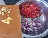 A picture of step 1 of Paneer Hydrabadi curry.