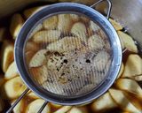Foto langkah ke 3 dari resep Kolak ubi kuning pisang susu.
