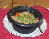 A picture of step 4 of KODO MILLET SAMBAR SATHAM WITH GREEN BELL PEPPERS, TOMATO AND SMALL ONIONS.